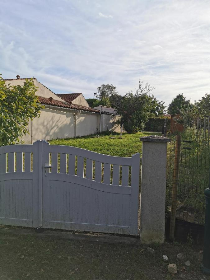 Comme A La Maison La Jonchere Esterno foto